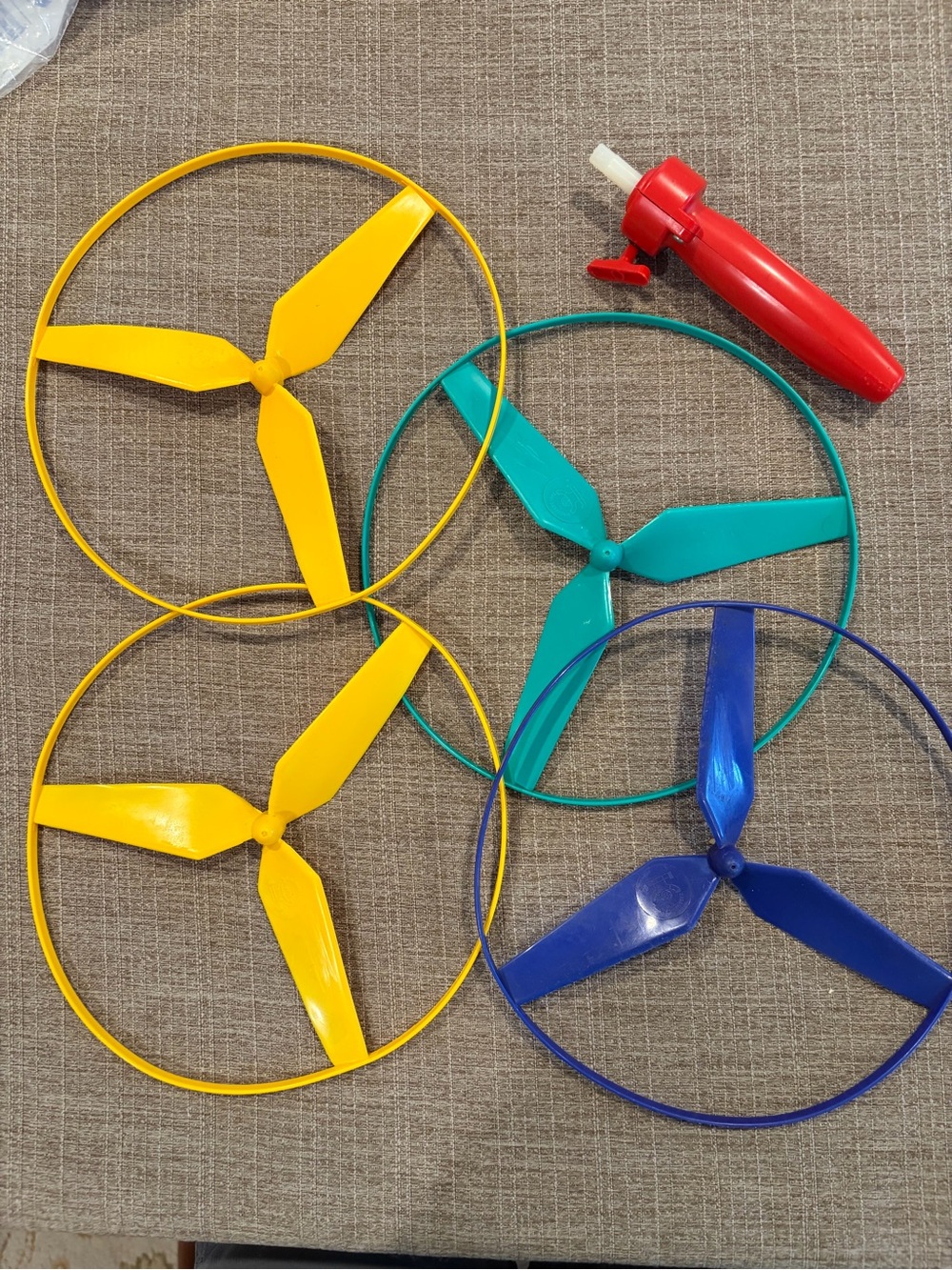 Vintage Give it a Whirl - Launched Propeller Set